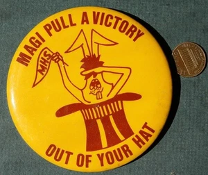 1970-80s Era North Dakota Minot High School Magi sports teams pin VINTAGE --- - Picture 1 of 1