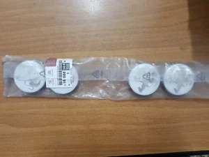 KIT X4 LOGO PER RUOTE PEUGEOT COD 16088368 - Imagen 1 de 1