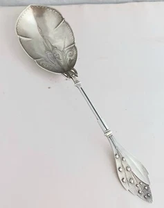Lily of the Valley by Wood & Hughes Sterling Brite Cut Large Berry Spoon 9 5/8" - Picture 1 of 6