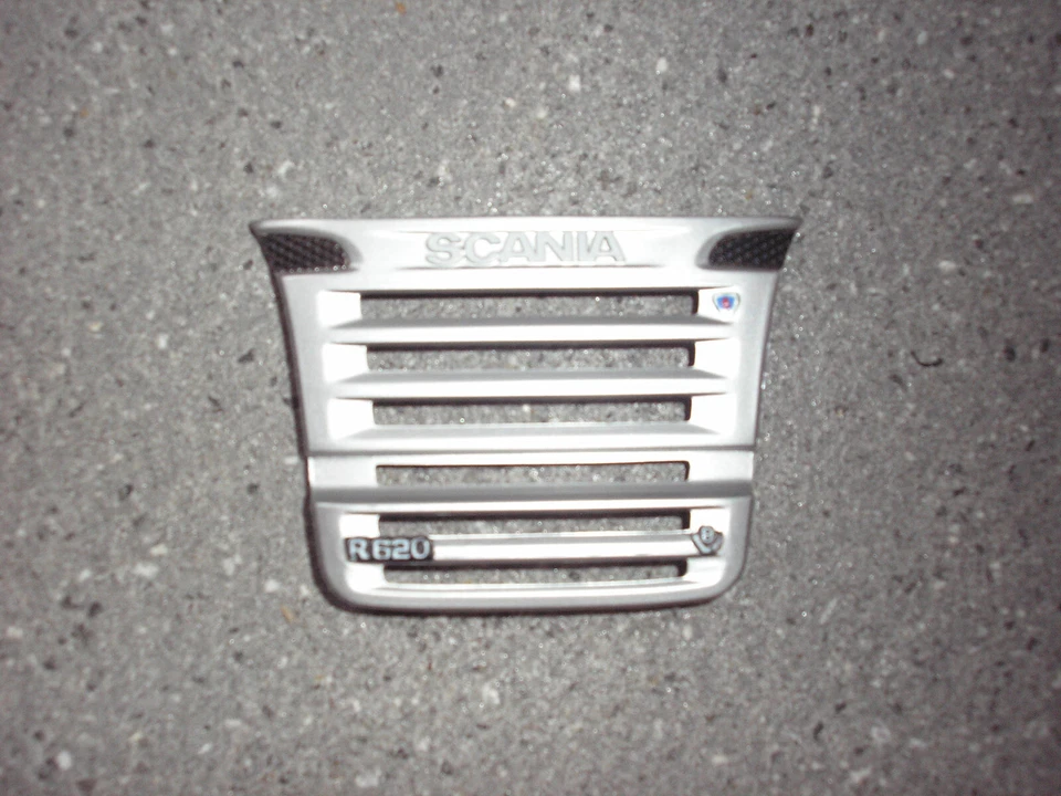 Kühlergrill für den Scania  6725 von Siku Control - Bild 1 von 1