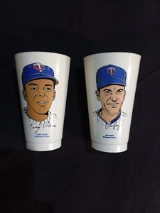 1972-1973 7-11 SLURPEE CUP Minnesota Twins Tony Oliva Jim Perry - Picture 1 of 3