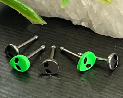 1pc Alien Head 20g Nose Stud Bone Steel Nostril Ring Area 51 Body Jewelry - Image 1 of 4