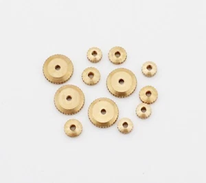 Assortimento Orologio Hermle Dado a Mano 12 Pezzi Ottone Cappotto da Parete Nonno - Foto 1 di 1