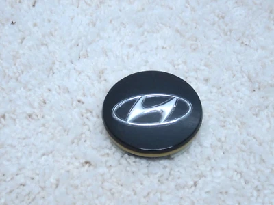 Tapa central de llantas de aleación OEM HYUNDAI AZERA, GENESIS, SANTA FE 52960-3K210 #A-1 Foto 1 de 2