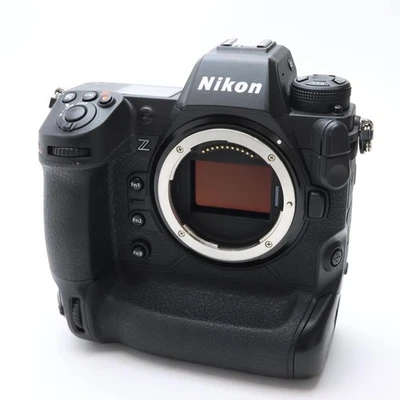 Nikon Z9 45.7MP Spiegellose Digitalkamera Body Shutter Count 514639 - Bild 1 von 4