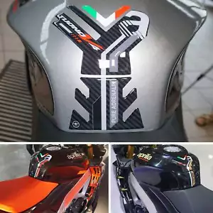 Adesivo 3D Protezione serbatoio compatibile con Aprilia Tuono V4 1100 2021-2025 - Foto 1 di 12
