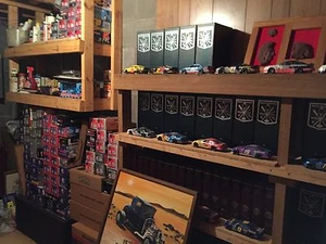 Sports Illustrated complete years 1987 - 2000 some in collector boxes. Pick 1 yr - Picture 1 of 1