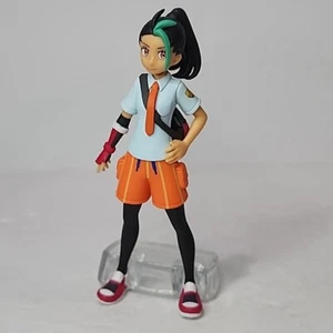 Pokemon Scale World 3.5" 1:20 Scale Nemona Trainer Mini Figure Nintendo Bandai - Picture 1 of 3