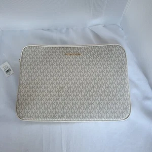 Michael Kors Cream Multi Logo Jet Set Laptop Case - Picture 1 of 6