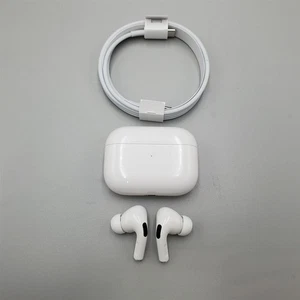 Apple AirPods Pro Wireless Earbuds with MagSafe Charging Case - Foto 1 di 4