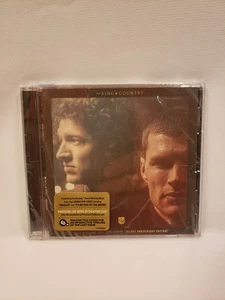 Run Wild Live Free Love Strong (Deluxe Anniversary Edition) by For King&Country - Imagen 1 de 7