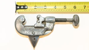 Vintage RIDGID No. 10 Pipe Cutter 1/8" to 1" OD Pipe Cutter - Picture 1 of 7