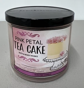 Bath & Body Works Pink Petal Tea Cake 3 Wick Scented Candle Burn 25-45 Hours New - Picture 1 of 5