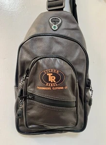 Tycoonrebel Umhängetasche Leder TYCOON LOGO Messenger Sling Bag dunkelbraun - Bild 1 von 10