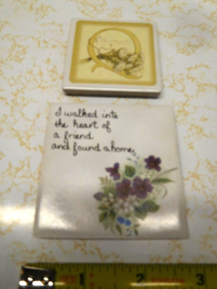 2 Azulejos Cerámicos "AMIGOS" Decoración Magnética para Frigorífico o Cualquier Lugar Foto 1 de 4