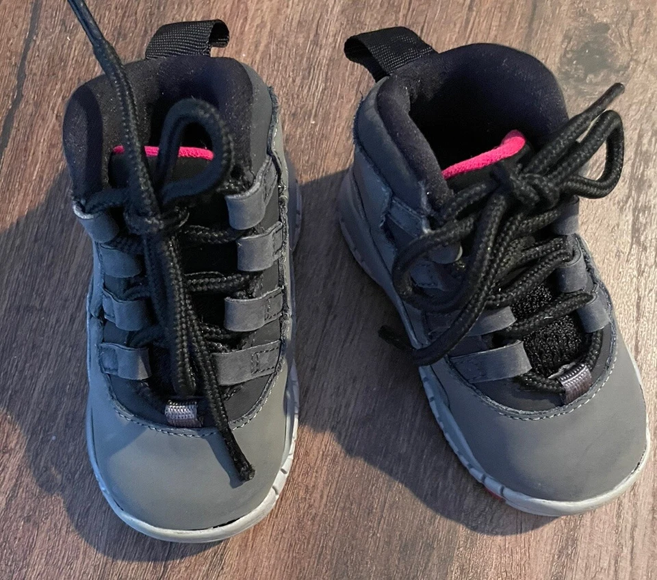 Jordan 10 Retro (PS) Dk Smoke Grey/rush Pink-black EUC Mint Condition Size 4C US - Image 1 of 4