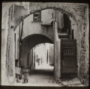 ARCHED STREET OR ALLEY TANGIER MOROCCO C1900 Magic Lantern Slide PHOTO - Picture 1 of 3