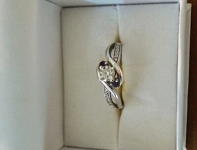 14k white gold engagement ring - Image 1 of 4