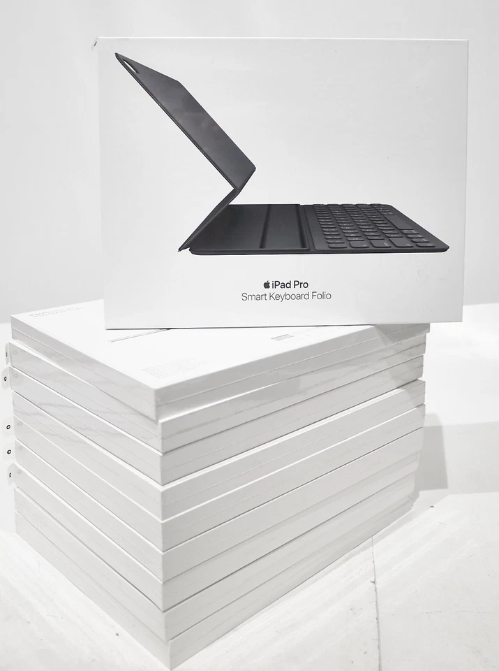 ✅ Apple Smart Keyboard for 12.9" iPad Pro 3rd Gen And iPad Air 13” - New - Read - Image 1 of 4