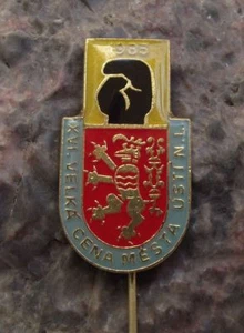 1985 Czechoslovakia Boxing Title Fight Usti nad Labem Glove Lion Pin Badge - Picture 1 of 2