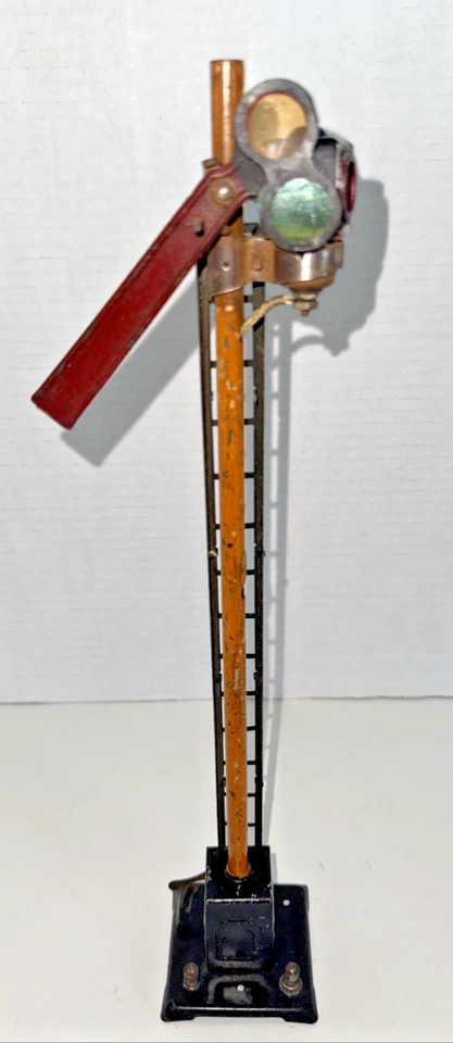 LIONEL PREWAR STANDARD/O-GAUGE MANUAL SINGLE ONE ARM SEMAPHORE - Image 1 of 4