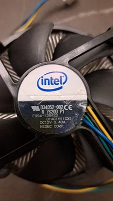 Intel D34052 - 002 dissipatore (heatsink) CPU  + Ventola per Socket 775 - Immagine 1 di 4