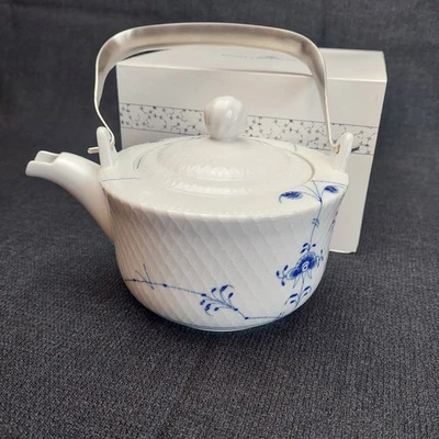 Royal Copenhagen Blue Palmette Teapot 700ml 1017413 Boxed Pre-owned Unused - Image 1 of 4