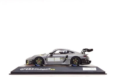 Spark 1:43 Porsche 911 GT2 RS Clubsport 25 (991.2) Manthey Racing Dealer Edition - Image 1 of 4