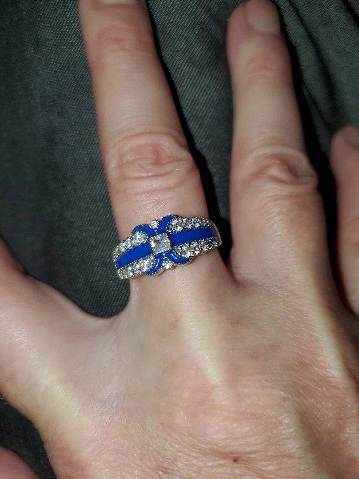 Talla 9. Nuevo con etiquetas. Zafiro esmaltado y diamonique. Foto 1 de 1