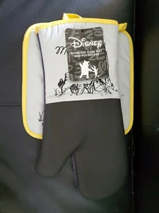 NEW Disney Winnie the Pooh EEYORE Oversized Oven Mitt +Pot Holder Set Rubberized - Picture 1 of 4