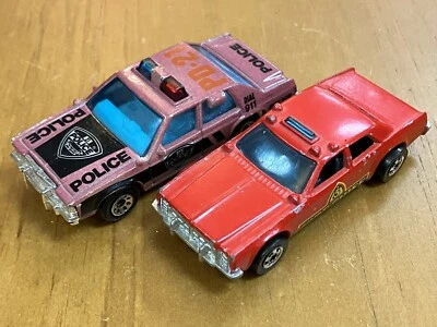 Hot Wheels Fire Chaser & Police Ford LTD PD-21 Set Of 2 - Image 1 of 4