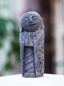 Japanese Jizo Bodhisattva - Serene Guardian Home and Garden Buddha Statue - Picture 1 of 3