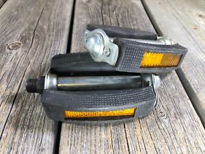 VINTAGE MUSCLE BIKE BICYCLE PEDALS CHC 9/16 THREADS NOS NIB RUBBER 3.750” LONG