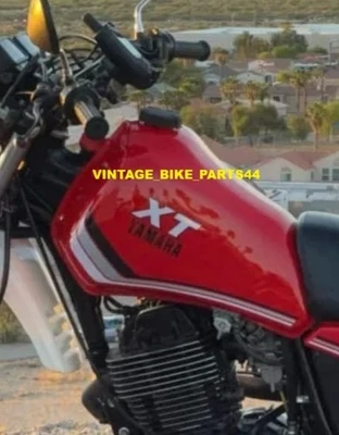 Yamaha XT550 TT550 Enduro 1982 a 83 aluminio pintado rojo depósito de combustible Foto 1 de 4