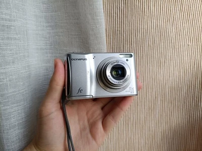 🔥Olympus FE-47 Silver 14.0MP digital compact camera🔥WORKing FULL SET🔥 - Image 1 of 4