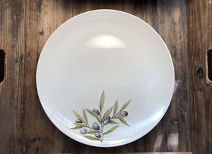 TarHong Melamine Platter NWT 15.5" Olives w/ small chip - Picture 1 of 6