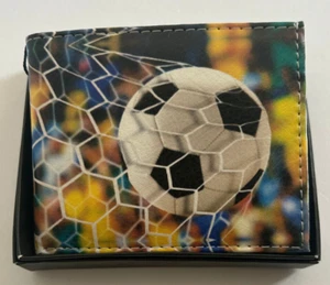 Balón de fútbol doble pliegue para hombre cartera de cuero impresa viene en caja de regalo fútbol - Imagen 1 de 3