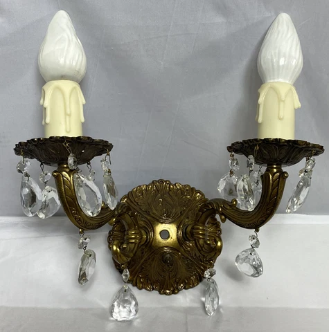 Vintage Hollywood Regency Brass 2 Arm Wall Sconce Hanging Crystal Prisms GIM Cover