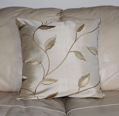 Samanta Decorative Throw Pillow cushion Cover DoubleSided Zippered 16"x 16" - Image 1 of 3