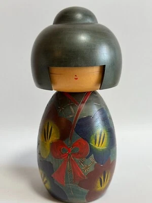 Yuji Kawase_Lovely 17.0cm Japanese traditional Sosaku Kokeshi Doll - Image 1 of 4