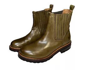 Frye Ella Moto Women’s Olive Green Leather Pull On Chelsea Boots Booties 9 NWOT - Picture 1 of 11