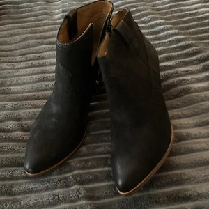 Frittierte kurze Wildlederstiefel 8M neu ohne Etikett - Bild 1 von 5