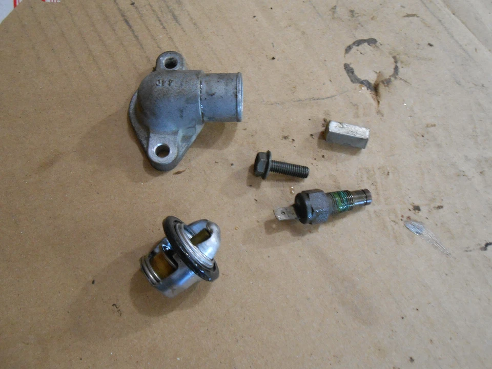 Sensor de temperatura tampa termostato Arctic Cat 500 Auto ATV 2000 00 - Imagem 1 de 1