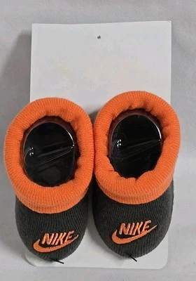 NEW Baby NIKE Booties Sock Slippers Shoes Infant Green & Orange CUTE Boy or Girl - Image 1 of 4