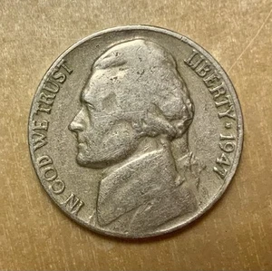 1947 D Jefferson Nickel Rare Post War Error Coin - Picture 1 of 2