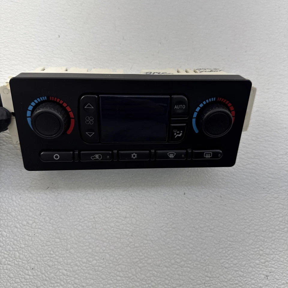 Chevy GMC Sierra Silverado Yukon 2003-2006 unidad de control de clima temperatura Dorman usado Foto 1 de 4
