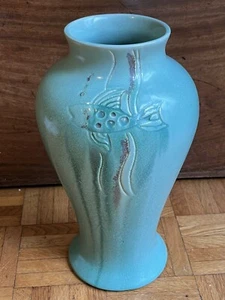 Large ArtDeco Fish vase - art pottery - ? American ? - Picture 1 of 16