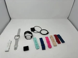 Fitbit Blaze FB502 Fitness Activity Tracker W/8 Bands - Picture 1 of 12