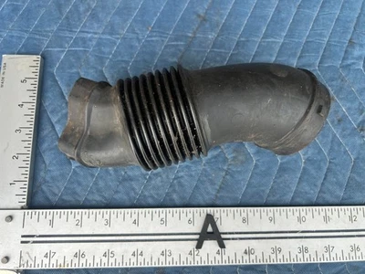 2006-2010 Volvo XC70 Air Cleaner Intake Tube Pipe Hose 72104511 OEM #2590EM - Image 1 of 4