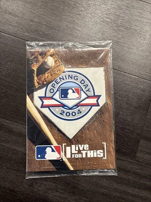 MLB Baseball Opening Day Program 2004 & Upper Deck Cards Sealed Pack Maddox - Image 1 of 4